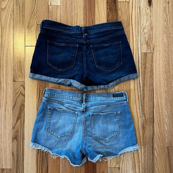 Set of 2 Abercrombie & Fitch Mid-Rise Denim Shorts, Size 28/6 - Picture 2 of 3
